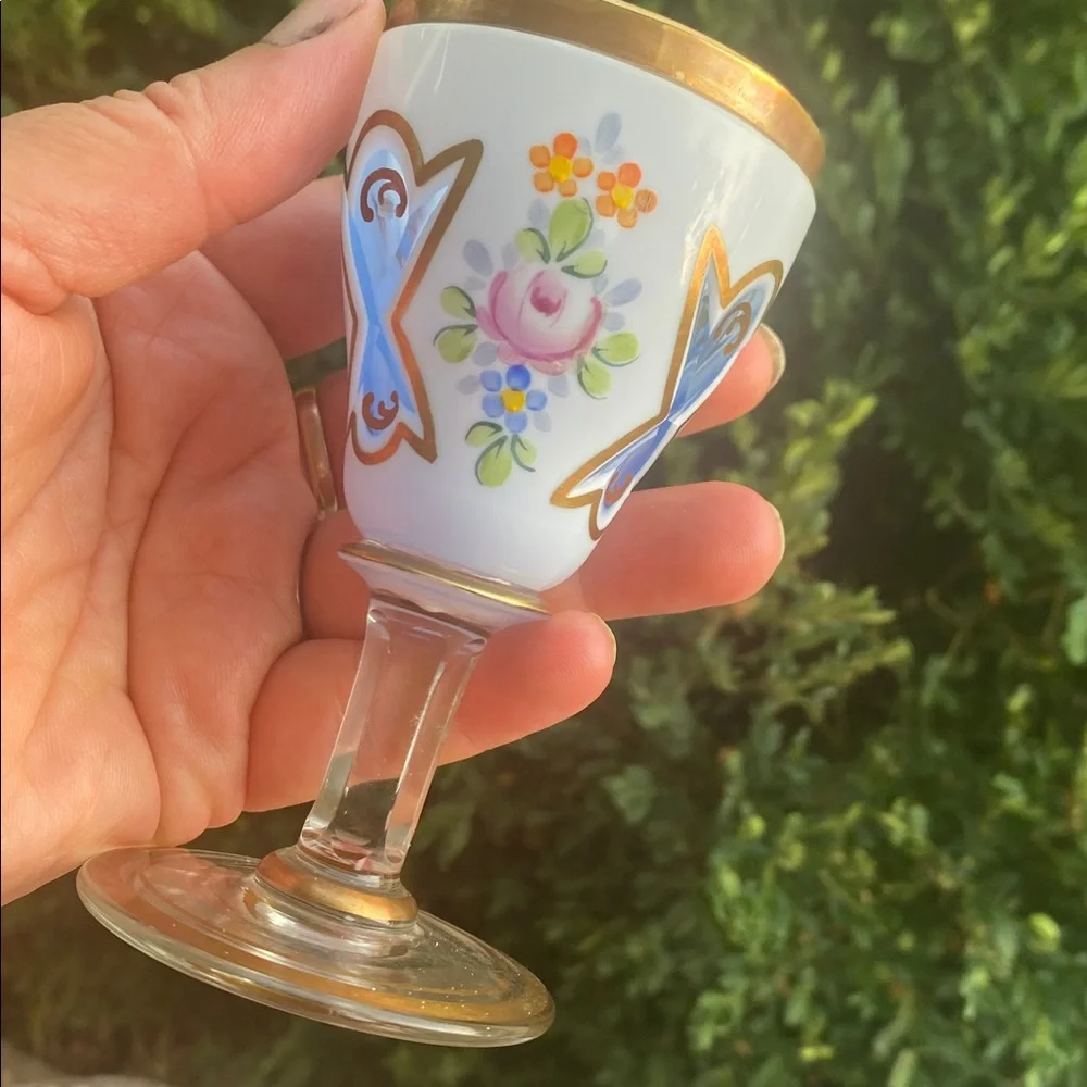 ❤️💙 Czech Bohemian Hand Enameled Floral White Cased Cut to Cranberry Glass -🌺🌸